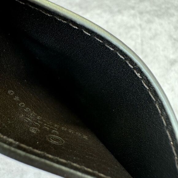 Gucci Pink Leather Wallet with Embossed Monogram - Picture 6 of 7
